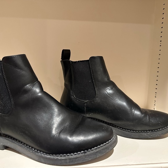 ASOS ABSOLUTE LEATHER CHELSEA BOOTS-wide - Picture 3 of 9